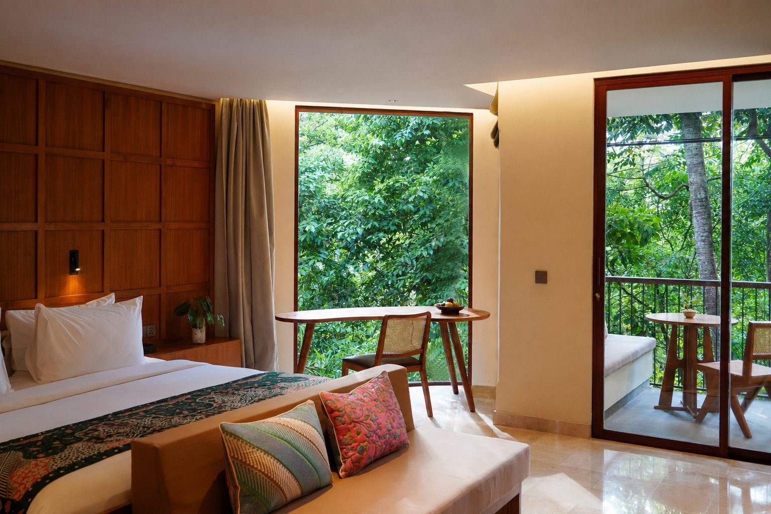 Monkey Forest River Suite